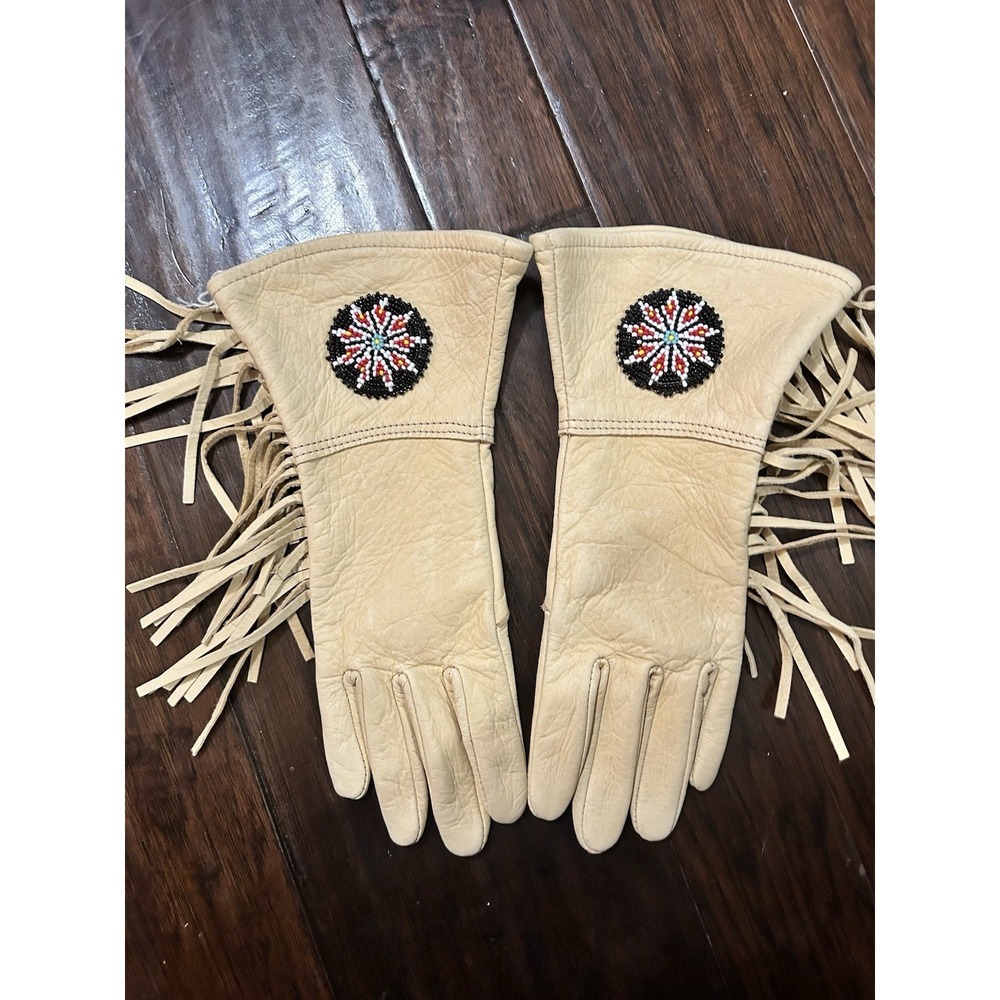 Native American Indian Leather Ladies Beaded Gauntlets Gloves w/Fringe Medallion